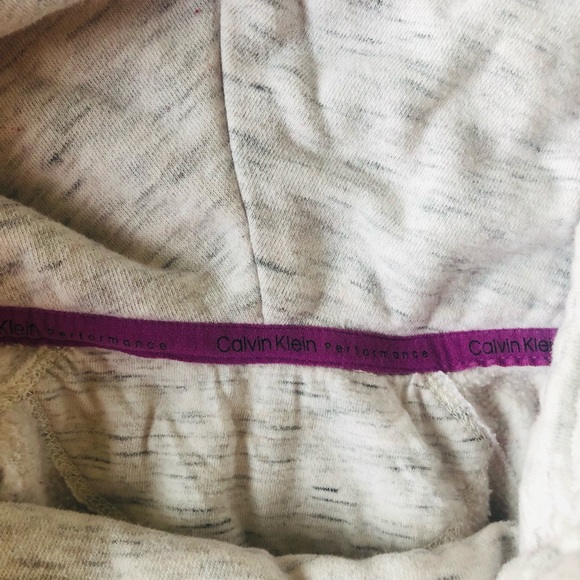 Calvin Klein Performance Sweatshirt (M) - Picture 5 of 7